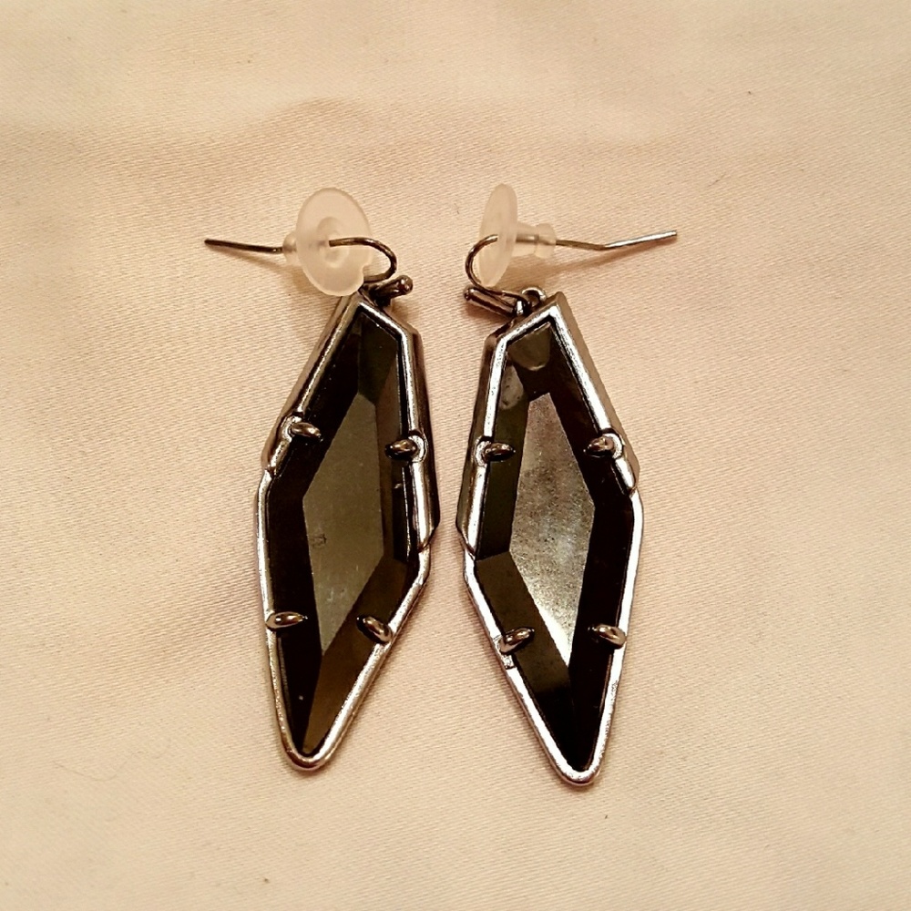 Kendra Scott earrings